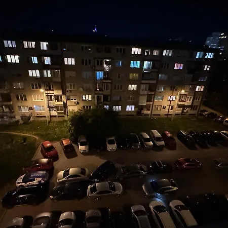 Апартаменты Avanti - Blizina Centra,besplatan Parking I Balkon *