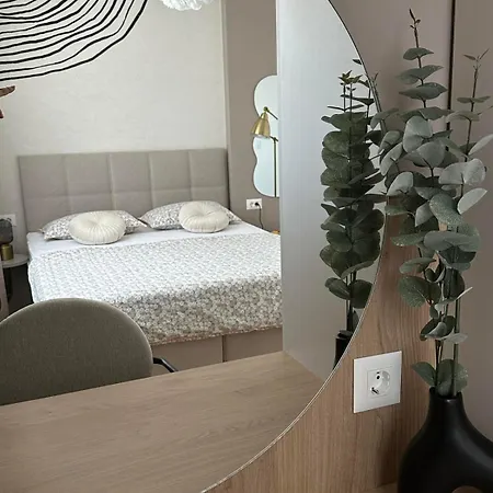 דירה Avanti - Blizina Centra,besplatan Parking I Balkon *