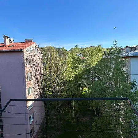 Avanti - Blizina Centra,besplatan Parking I Balkon דירה *
