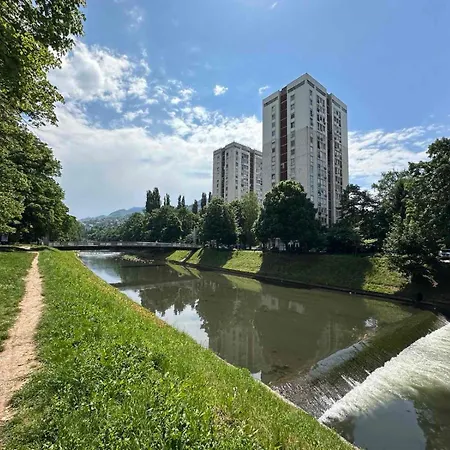 Avanti - Blizina Centra,besplatan Parking I Balkon Sarajevo